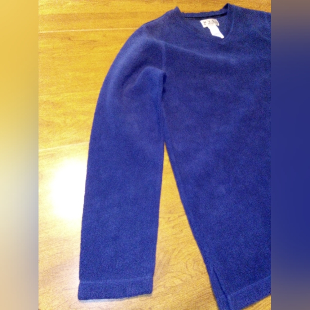 New York Laundry Navy Blue V-Neck Long Sleeve Women's Fleece Pullover Top Size M - Picture 2 of 9